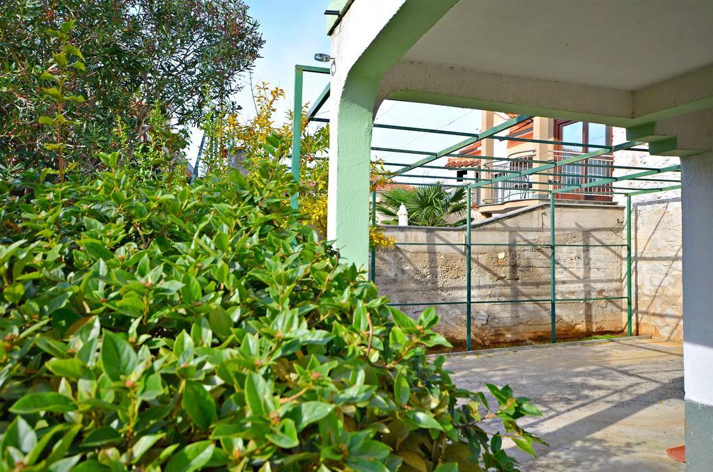 Apartments Nada Водице Экстерьер фото